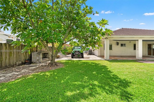 716 SE 12th Ter, Homestead, FL 33033