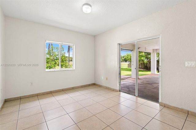 716 SE 12th Ter, Homestead, FL 33033