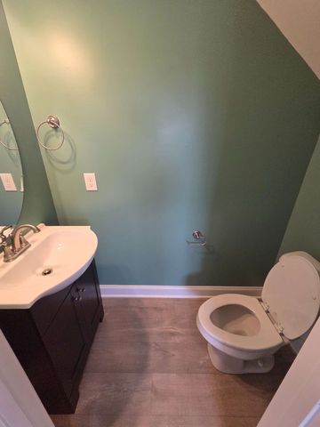 1403 Rebecca Johns Dr, Murfreesboro, TN 37128