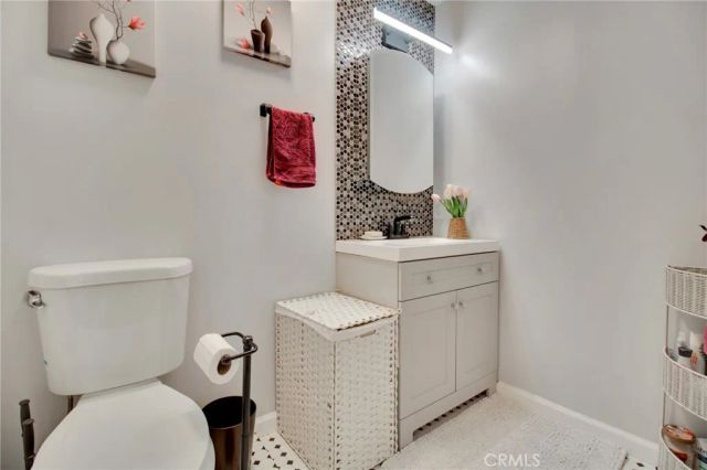 28947 Thousand Oaks Boulevard 238, Agoura Hills, CA 91301