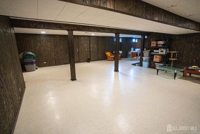 2 Wisz Place, Sayreville, NJ 08872