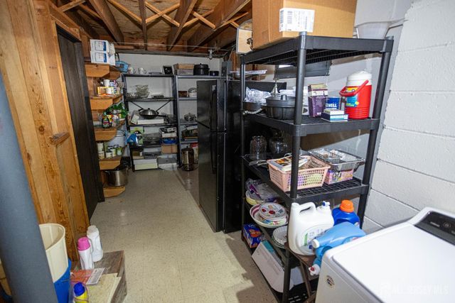 2 Wisz Place, Sayreville, NJ 08872