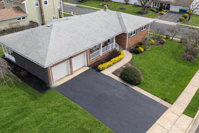 2 Wisz Place, Sayreville, NJ 08872