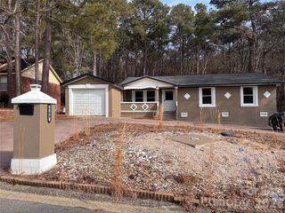 709 Meadowlake Drive, Columbia, SC 29203