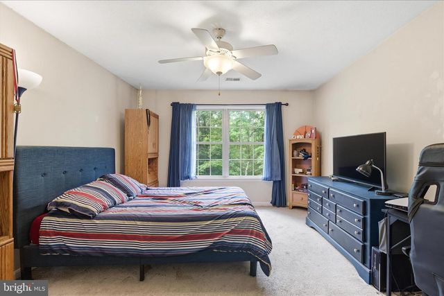 5829 LOCKMERE PL, Waldorf, MD 20601