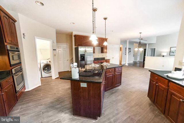 5829 LOCKMERE PL, Waldorf, MD 20601