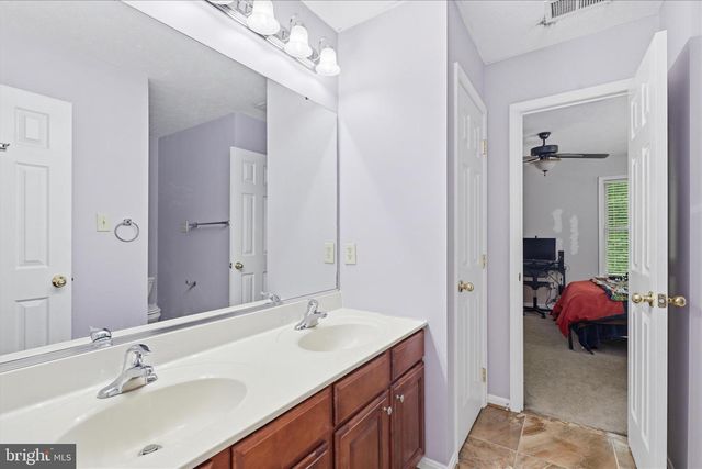 5829 LOCKMERE PL, Waldorf, MD 20601
