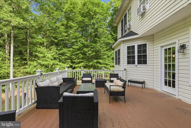 5829 LOCKMERE PL, Waldorf, MD 20601