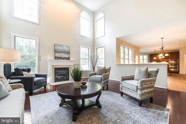 5829 LOCKMERE PL, Waldorf, MD 20601