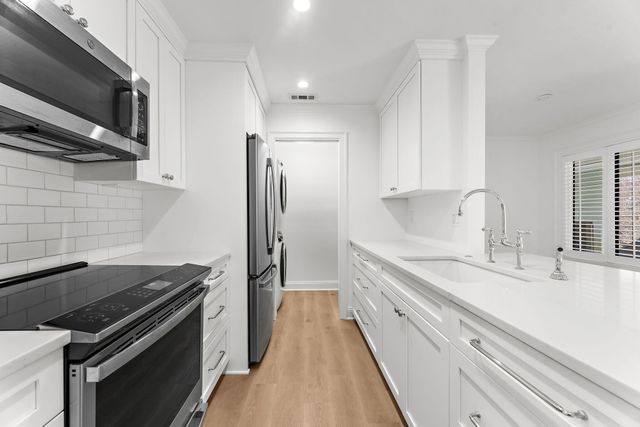 1481 Center St 703, Mount Pleasant, SC 29464