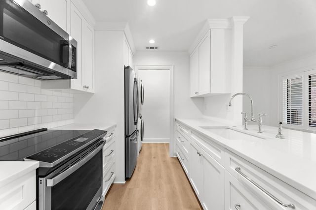 1481 Center St 703, Mount Pleasant, SC 29464