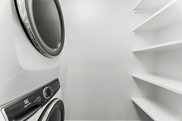 1481 Center St 703, Mount Pleasant, SC 29464