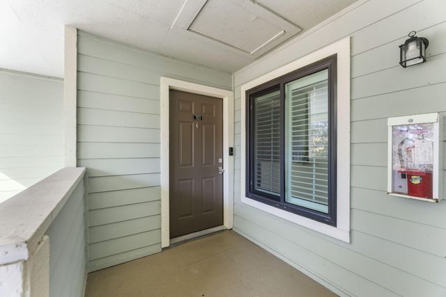 1481 Center St 703, Mount Pleasant, SC 29464