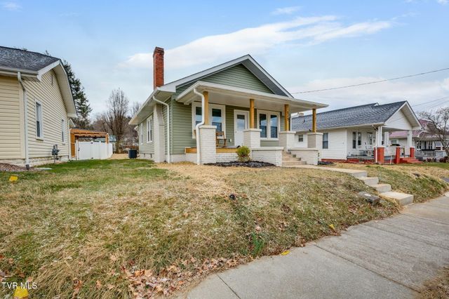 212 West H Street, Elizabethton, TN 37643