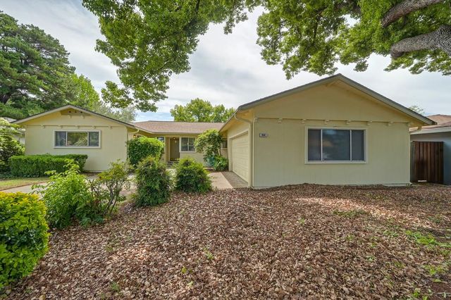950 Trestle Glen Way, Sacramento, CA 95831