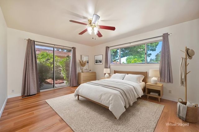 950 Trestle Glen Way, Sacramento, CA 95831