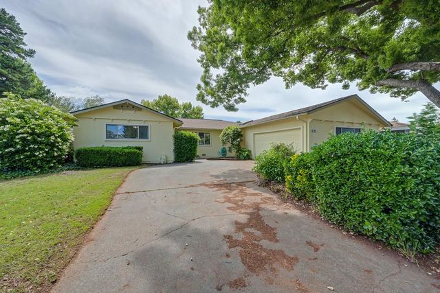 950 Trestle Glen Way, Sacramento, CA 95831