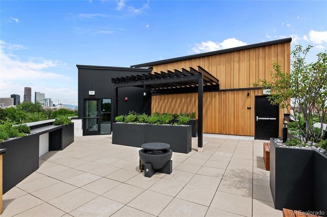 1601 Park Avenue 302, Denver, CO 80218