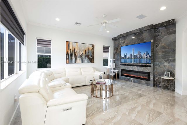 19250 SW 30th St 50, Miramar, FL 33029