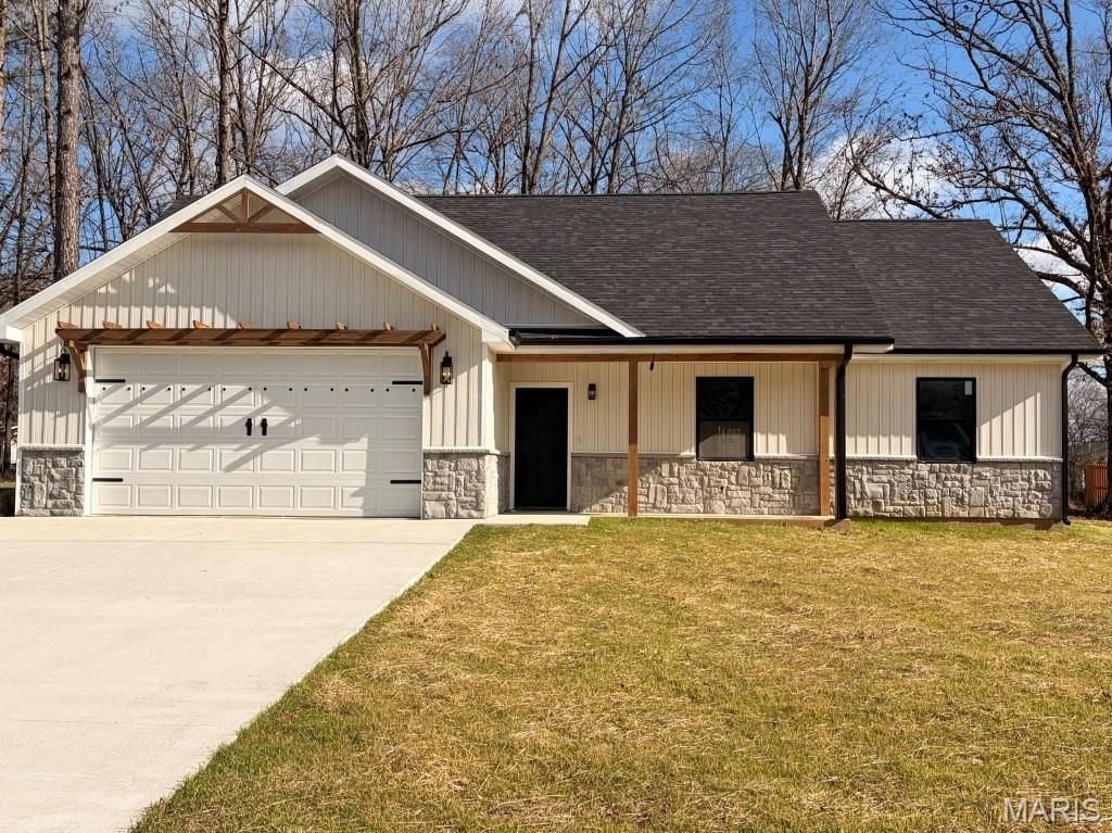 231 Ruth Harris Lane, Poplar Bluff, MO 63901