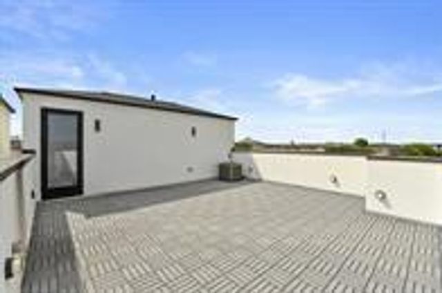 3114 Clay Street, Houston, TX 77003
