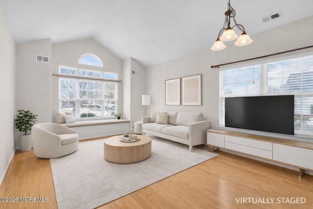 2 Chambord Court, Manchester, NJ 08759