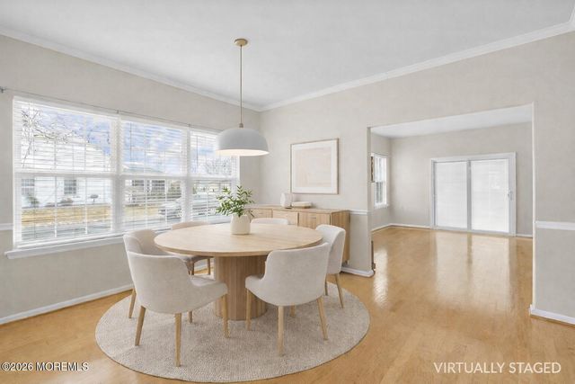 2 Chambord Court, Manchester, NJ 08759