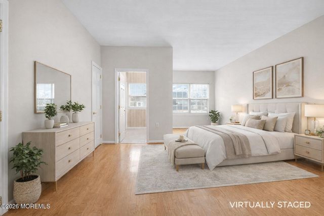 2 Chambord Court, Manchester, NJ 08759