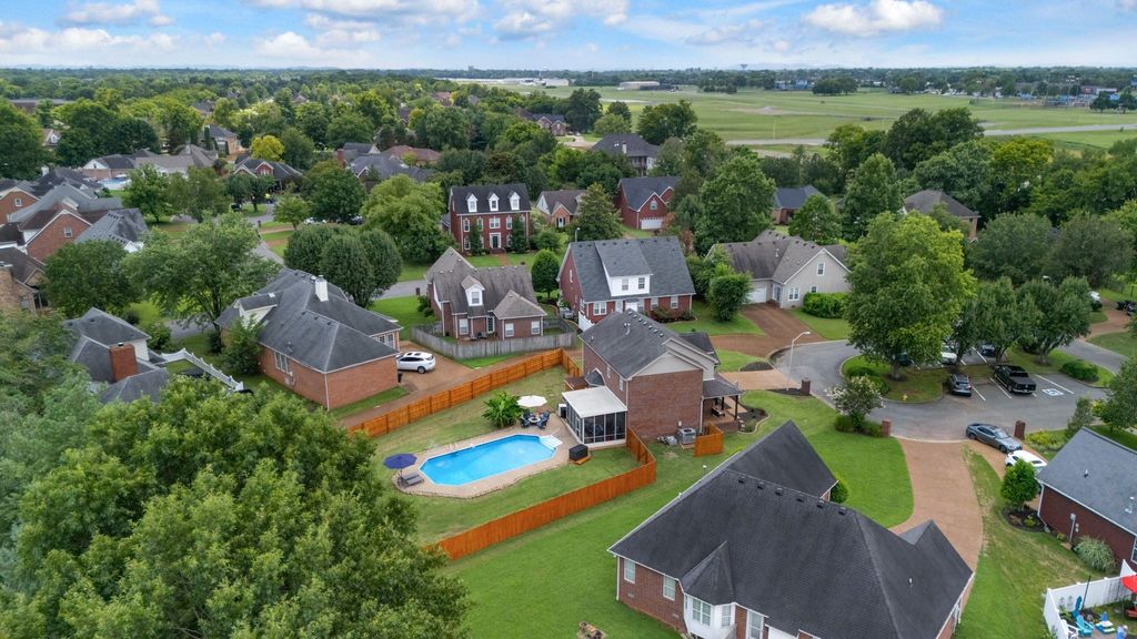 715 Middleton Ln, Murfreesboro, TN 37130