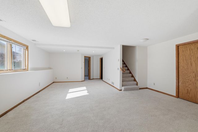 3880 Minnesota Lane N, Plymouth, MN 55446