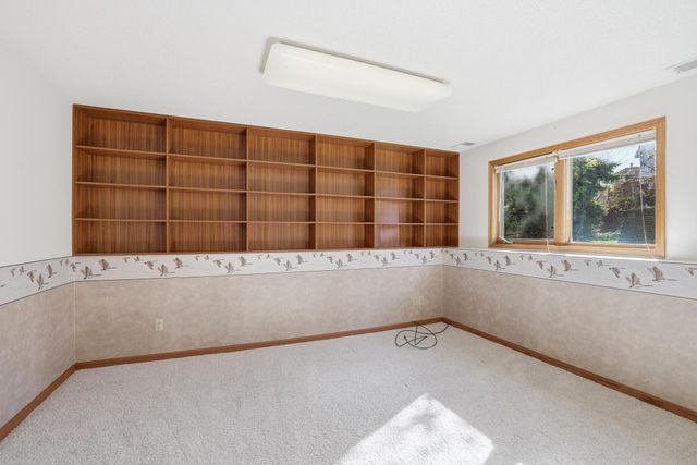 3880 Minnesota Lane N, Plymouth, MN 55446