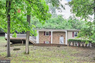 404 HILL CIR, Reading, PA 19607