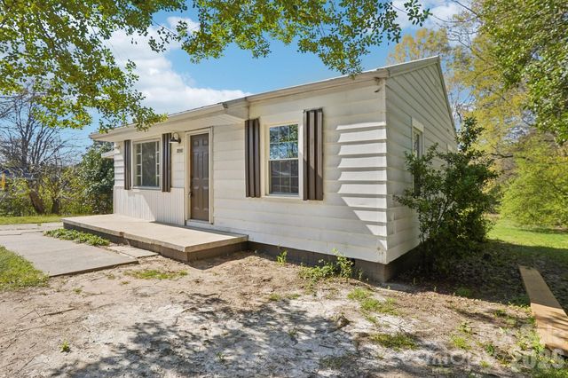 1424 Ware Avenue, Gastonia, NC 28052
