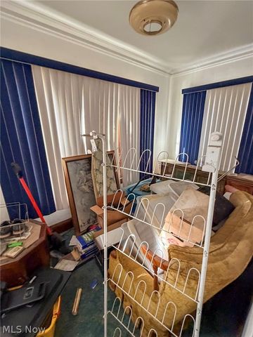 2233 Glenwood Avenue, Youngstown, OH 44511