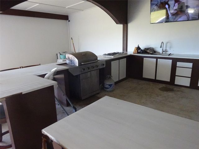 1183 Road 5263, Cleveland, TX 77327