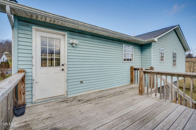 100 Springview Drive, Johnson City, TN 37615