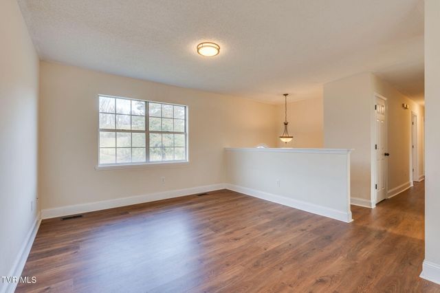 100 Springview Drive, Johnson City, TN 37615