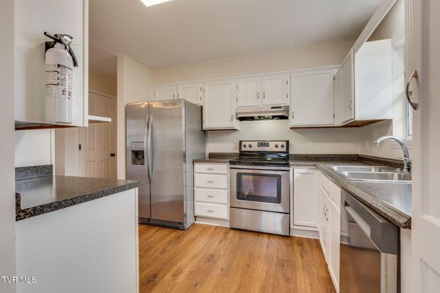 100 Springview Drive, Johnson City, TN 37615