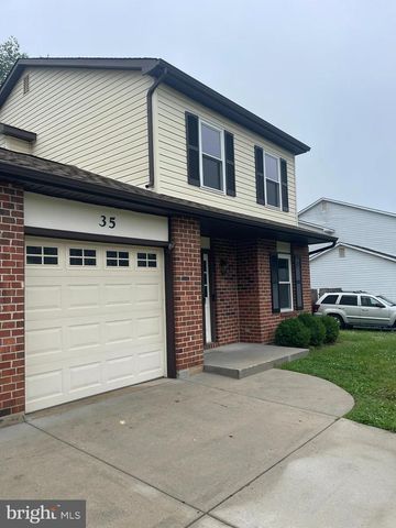35 HONEYSUCKLE DR, Newark, DE 19702