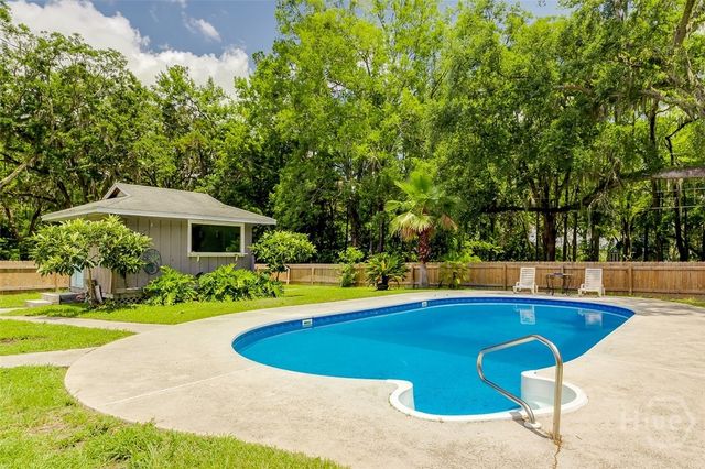 390 Big Oak Road, Riceboro, GA 31323