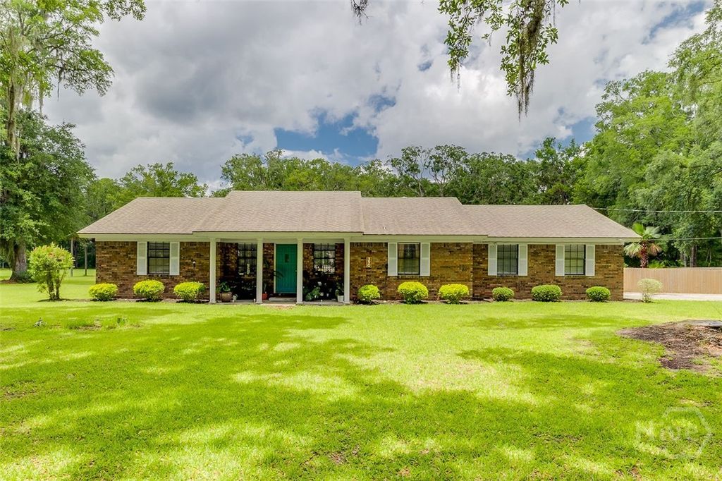 390 Big Oak Road, Riceboro, GA 31323