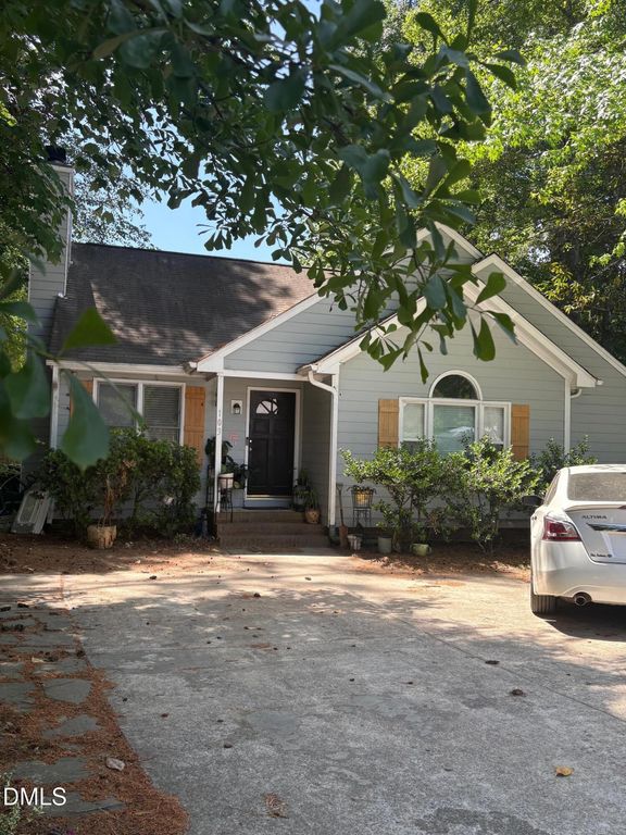 103 Hunter Park Court, Cary, NC 27511