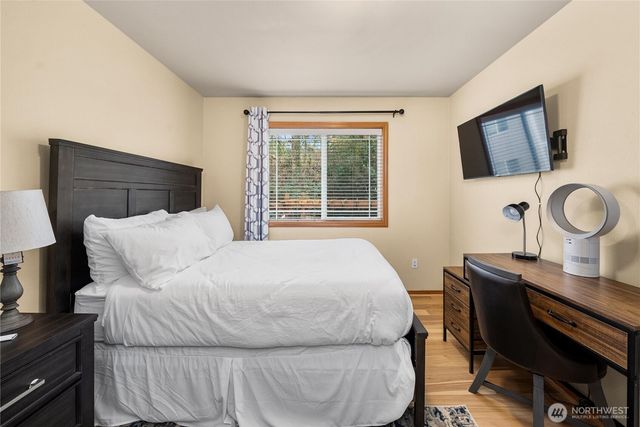 5145 B S Augusta, Seattle, WA 98178