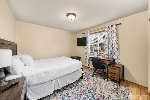 5145 B S Augusta, Seattle, WA 98178