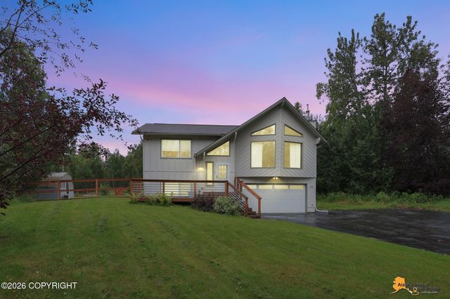 2200 N Claridge Court, Wasilla, AK 99654