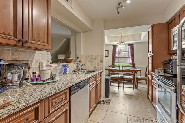6370 S 80th Avenue E 39M, Tulsa, OK 74133