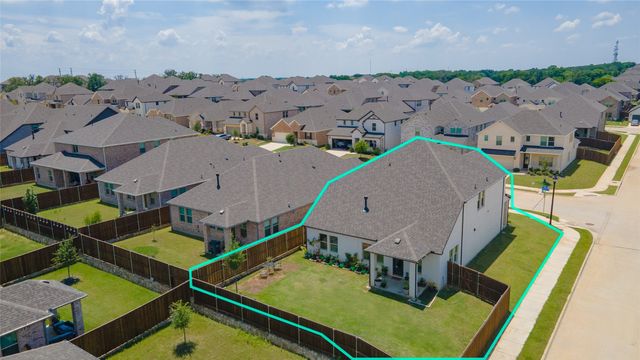 2424 Yosemite Way, Corinth, TX 76210