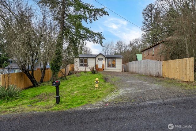 52 SE Spring St, Chehalis, WA 98532