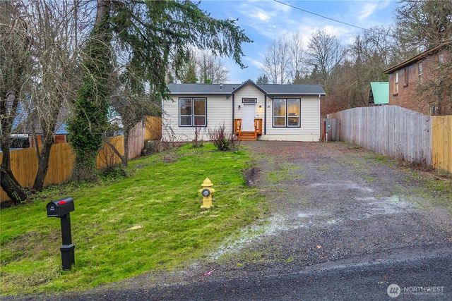 52 SE Spring St, Chehalis, WA 98532
