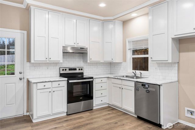 52 SE Spring St, Chehalis, WA 98532